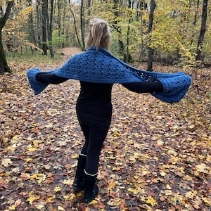 Eco Chique Pocket shawl-Crochet PATTERN-English USA