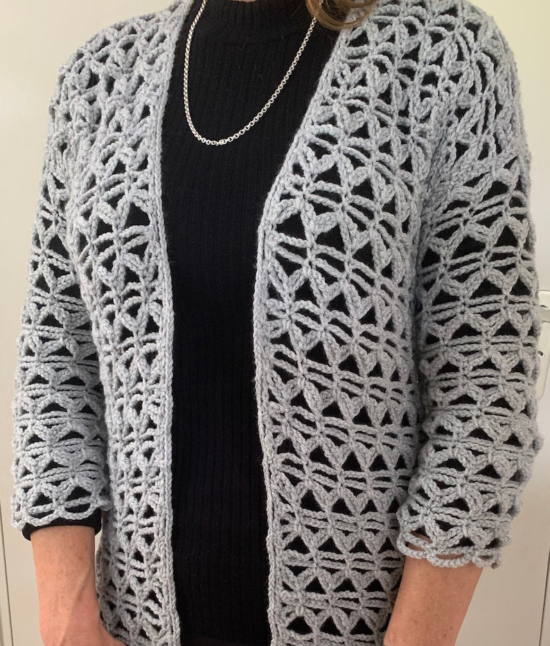 Caught in triangles Cardigan PATTERN-English USA
