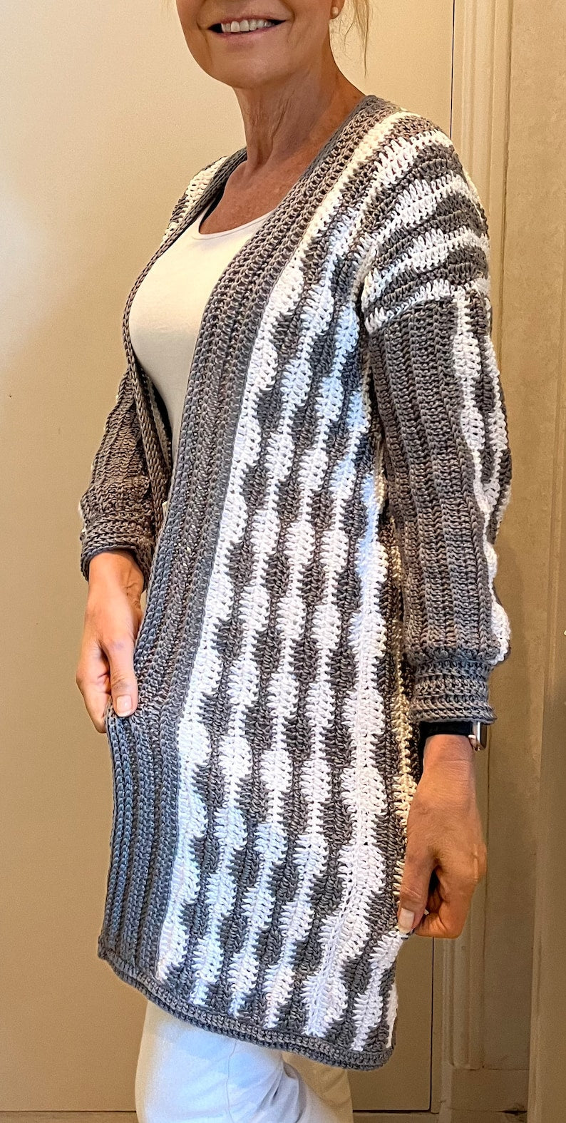 Sound Waves Cardigan - Crochet Pattern English USA